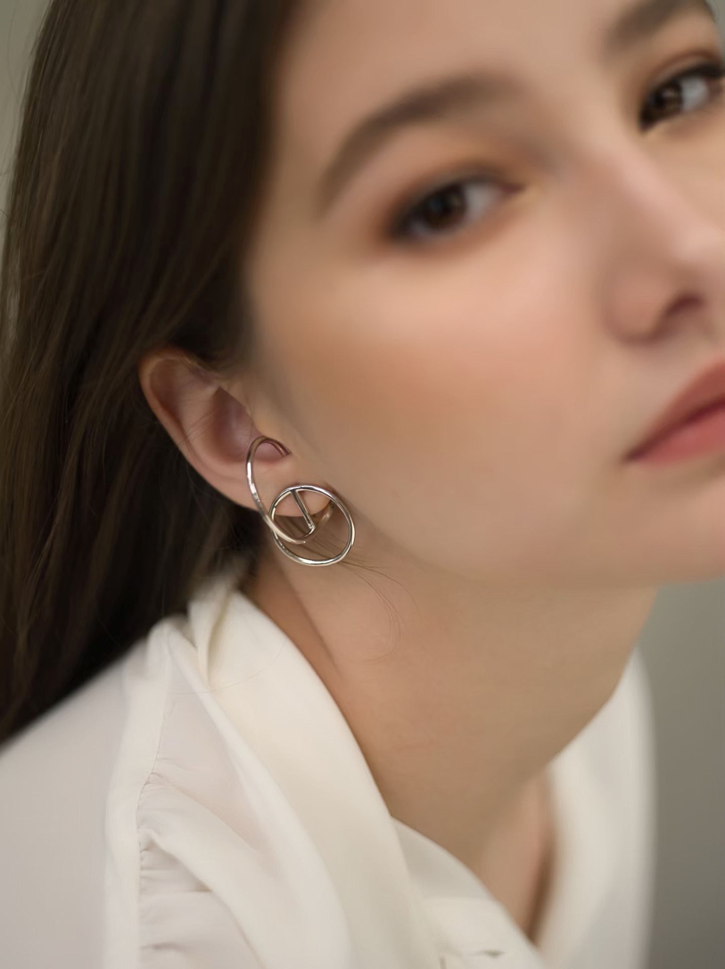 Essential Hoop Earrings