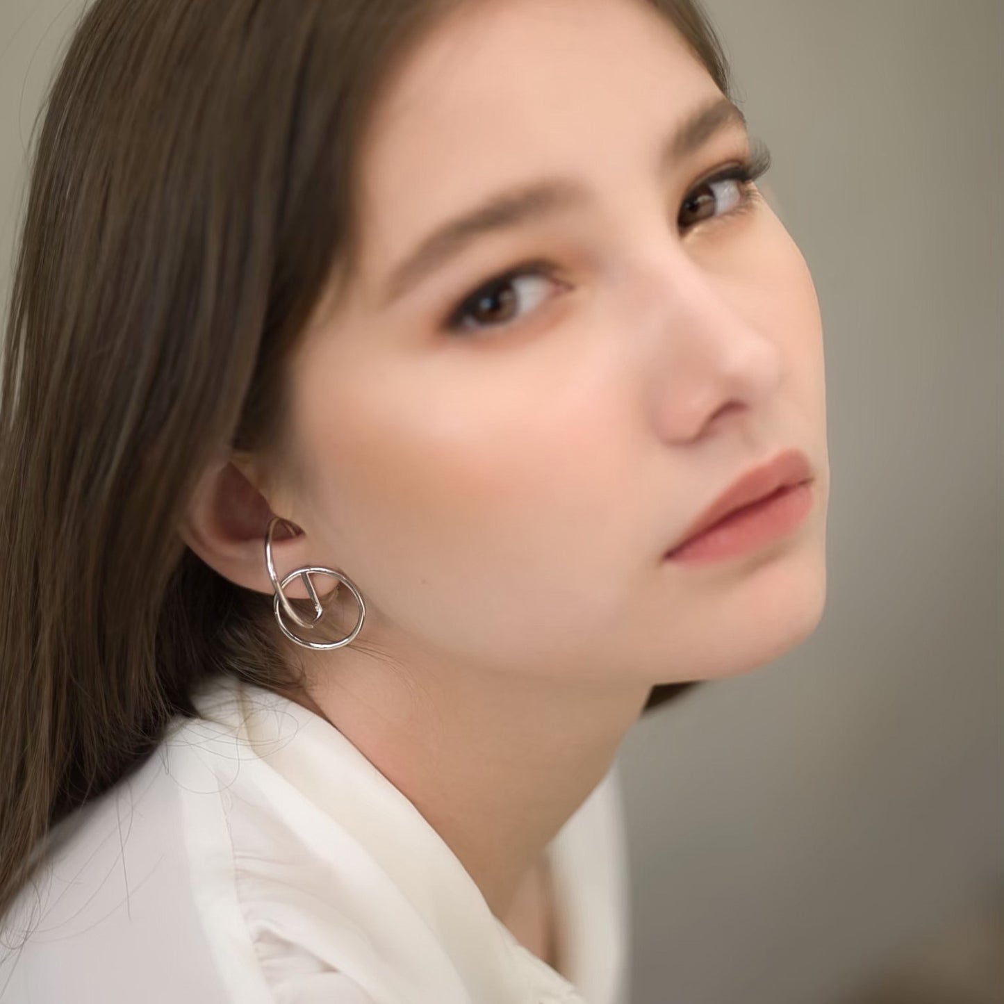 Essential Hoop Earrings